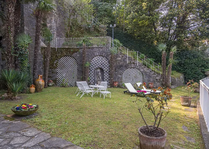 Guest Host - Stylish And Bright With Private Garden *