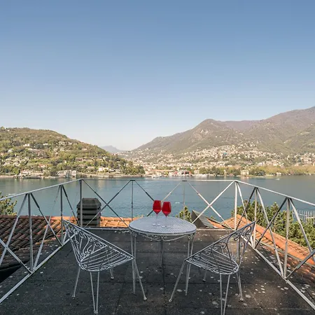 Guest Host - Stylish And Bright With Private Garden *