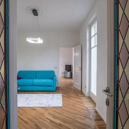 Appartement Guest Host - Stylish And Bright With Private Garden