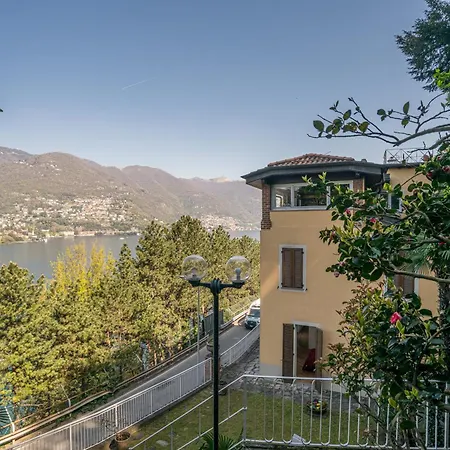 Guest Host - Stylish And Bright With Private Garden コモ