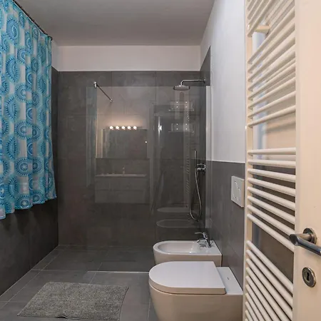 Appartamento Guest Host - Stylish And Bright With Private Garden