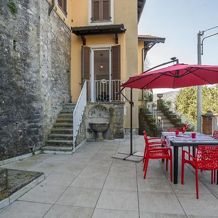 Guest Host - Stylish And Bright With Private Garden