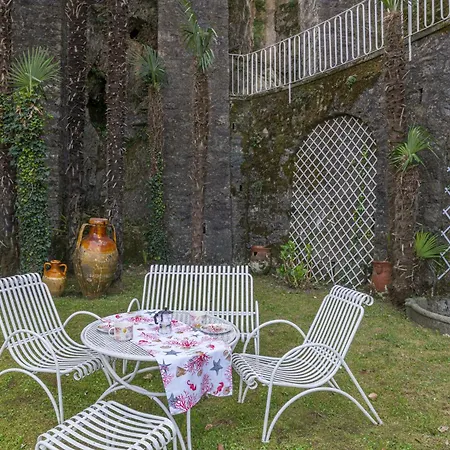 Guest Host - Stylish And Bright With Private Garden * Côme